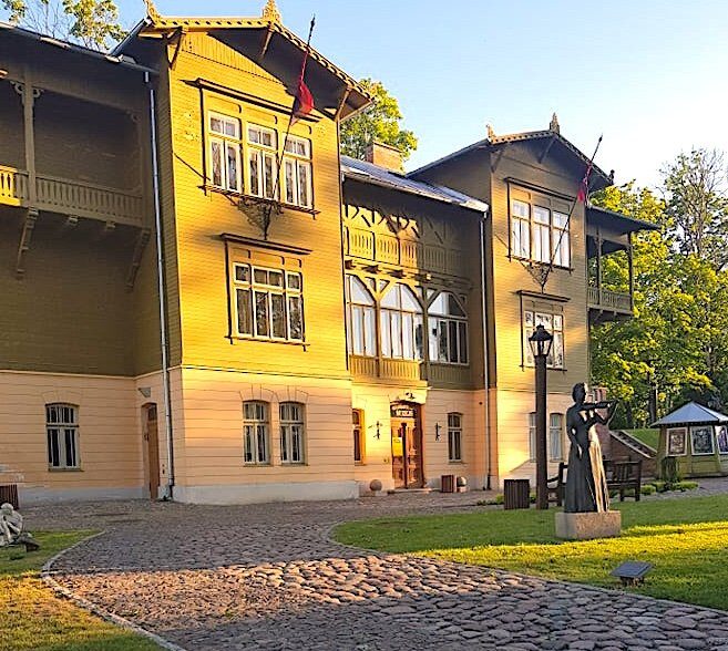A trip to visit Latvians on Lithuanian roads